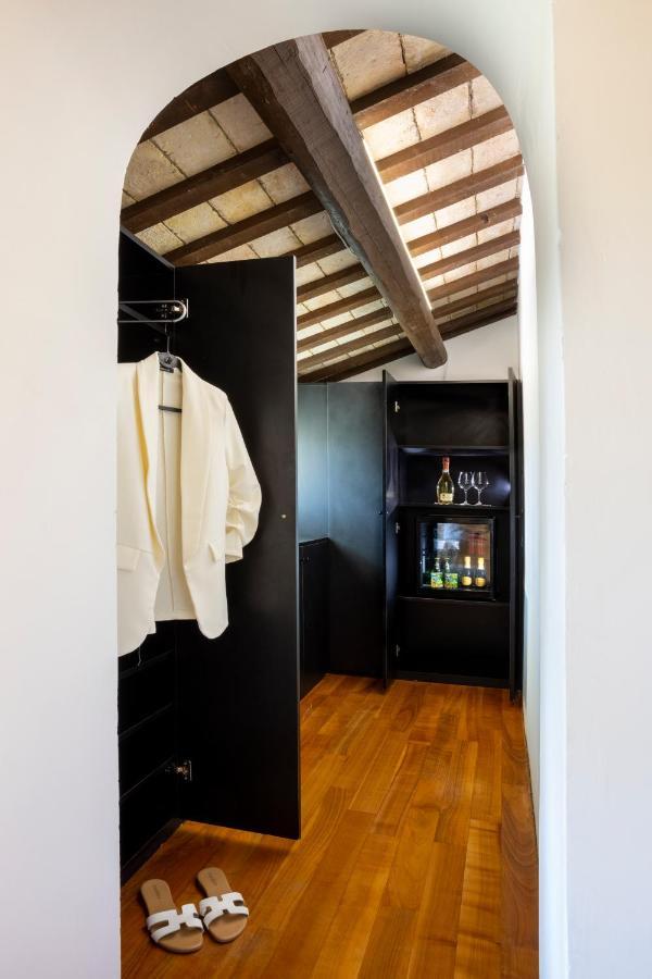 Villa Lemarche B&B Rustico エクステリア 写真