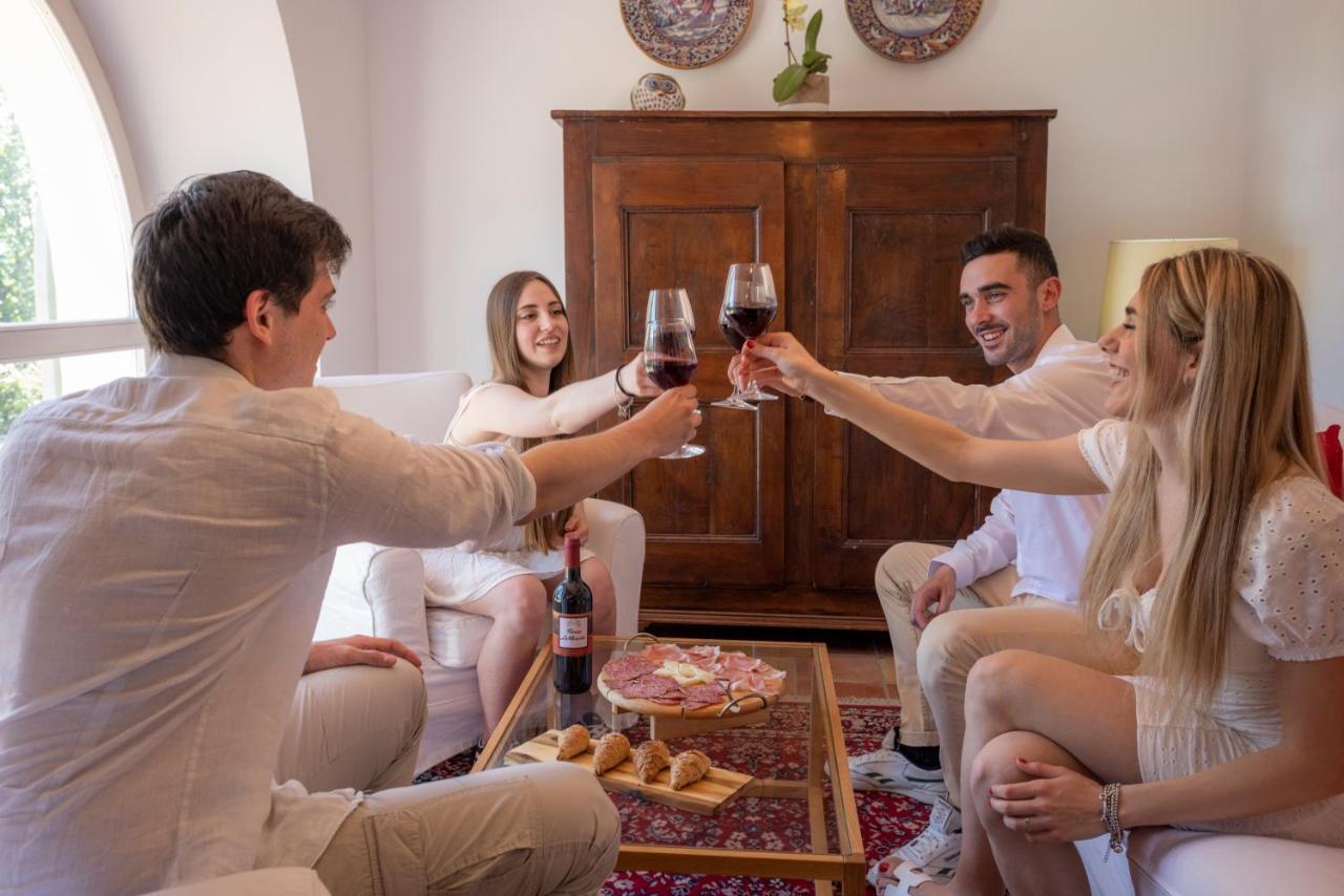 Villa Lemarche B&B Rustico エクステリア 写真