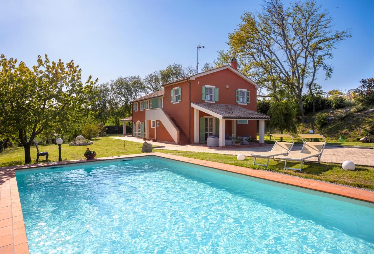 Villa Lemarche B&B Rustico エクステリア 写真