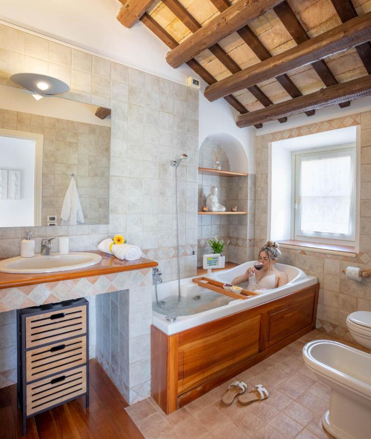 Villa Lemarche B&B Rustico エクステリア 写真