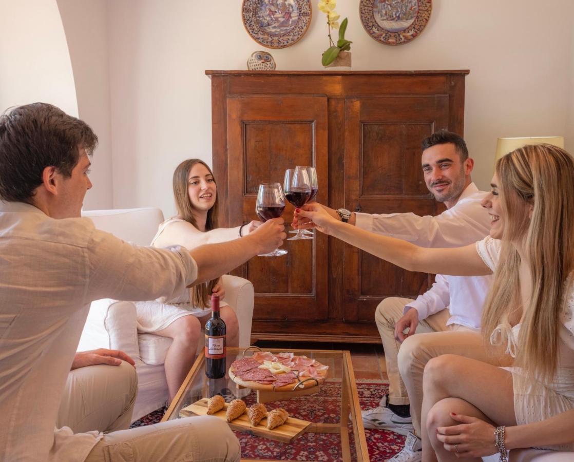 Villa Lemarche B&B Rustico エクステリア 写真