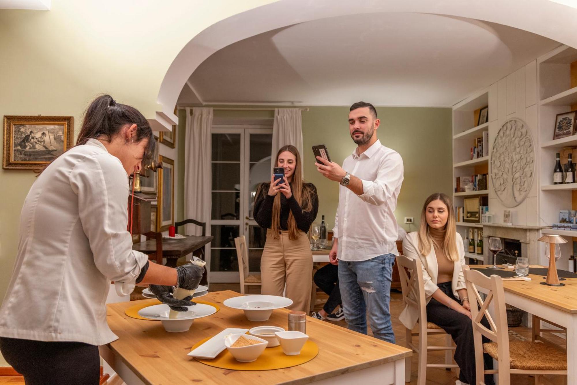 Villa Lemarche B&B Rustico エクステリア 写真